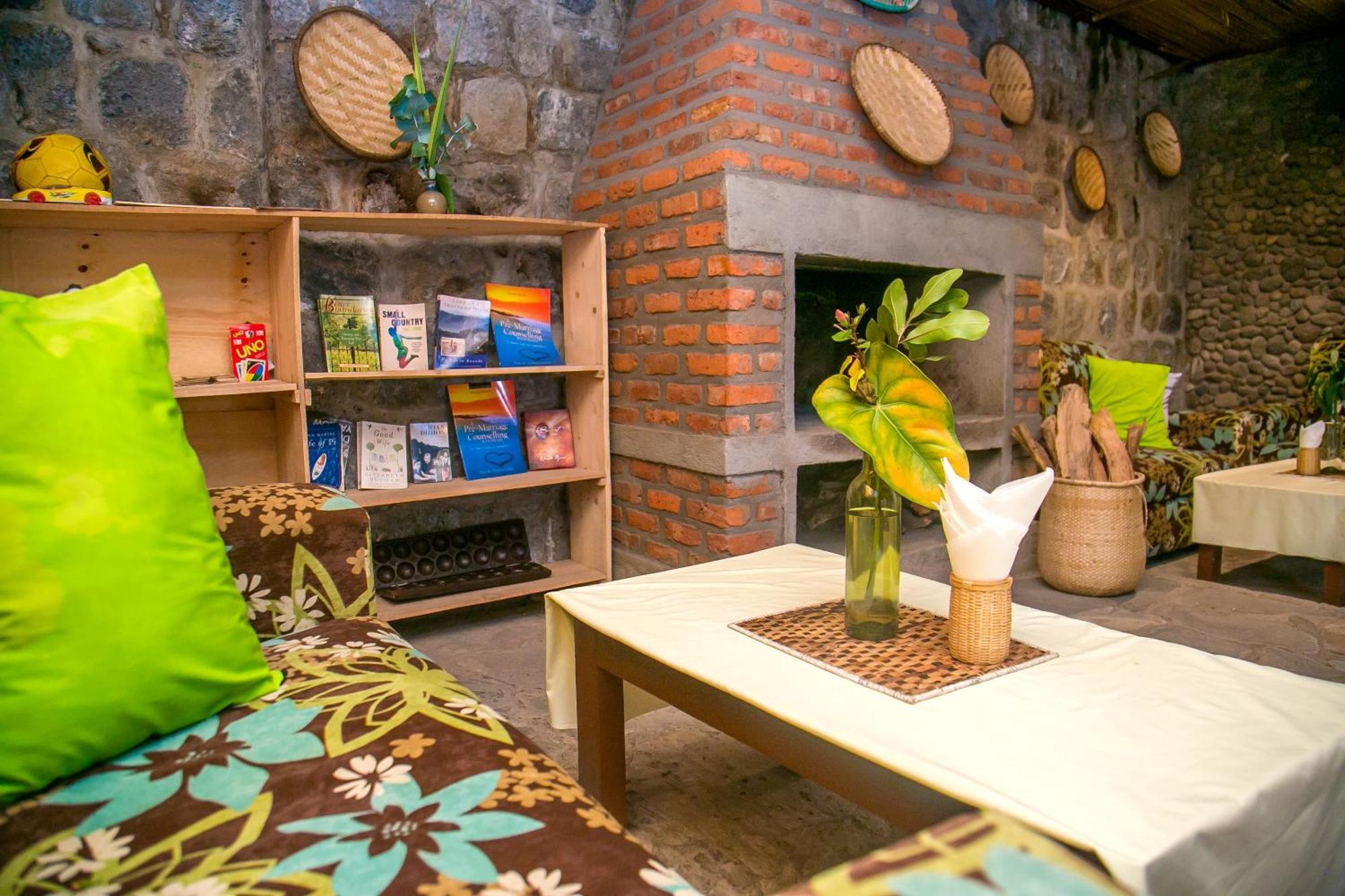 Karisimbi Cave Resort Ruhengeri Kültér fotó