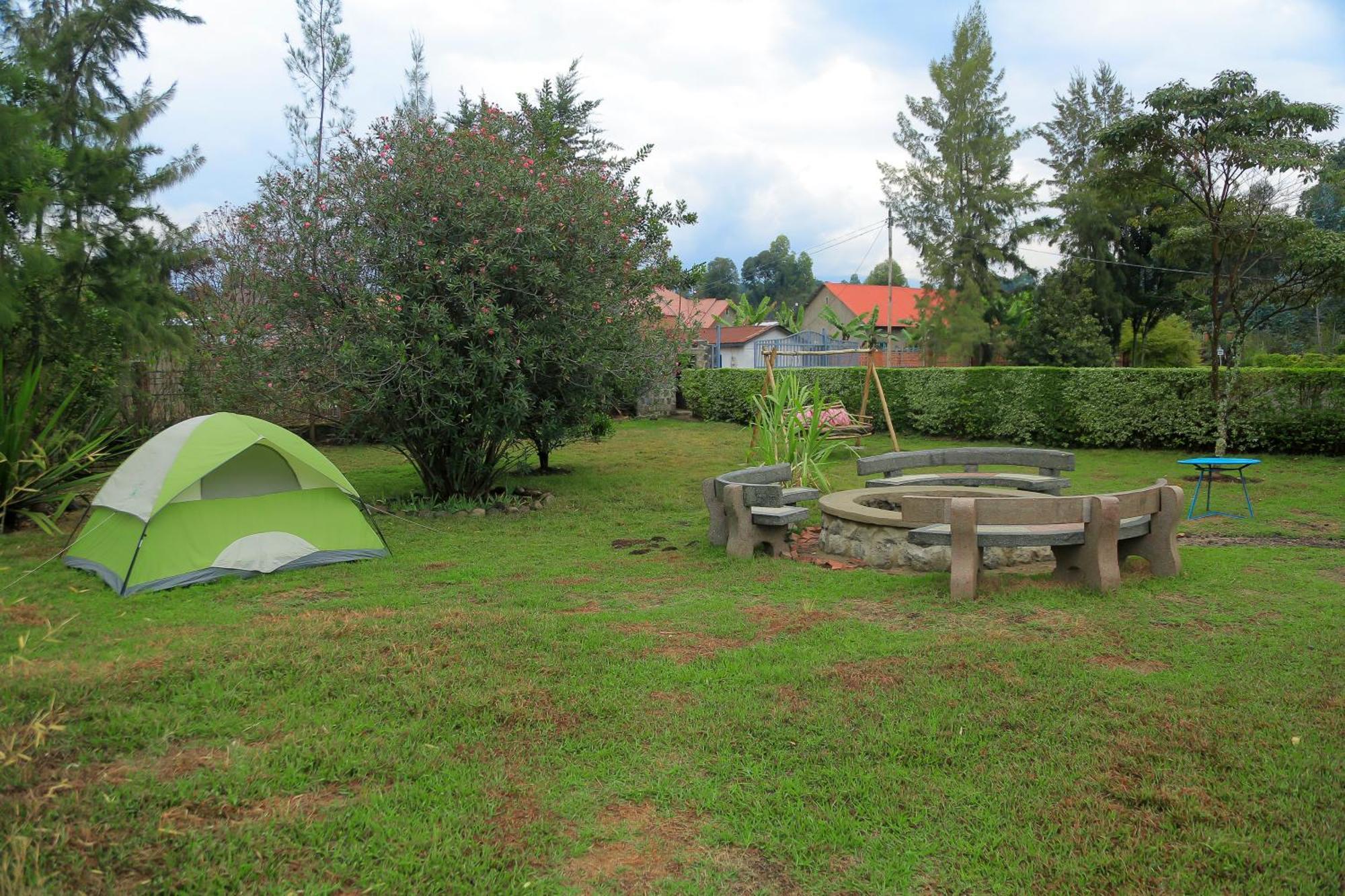 Karisimbi Cave Resort Ruhengeri Kültér fotó
